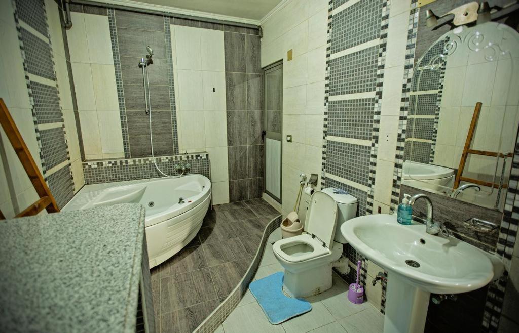 Zamalek X Hostel Giza Екстер'єр фото